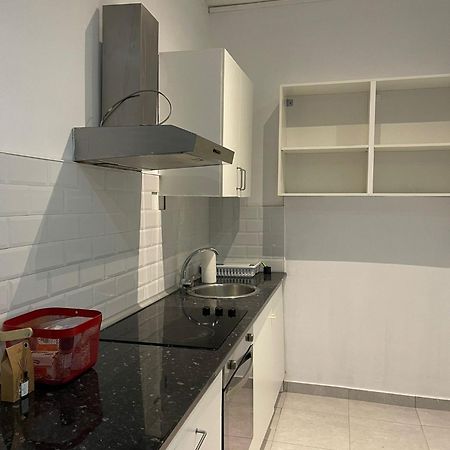 Appartement Habitacion Para Tu Estadia Corta En Bcn à Barcelone Extérieur photo