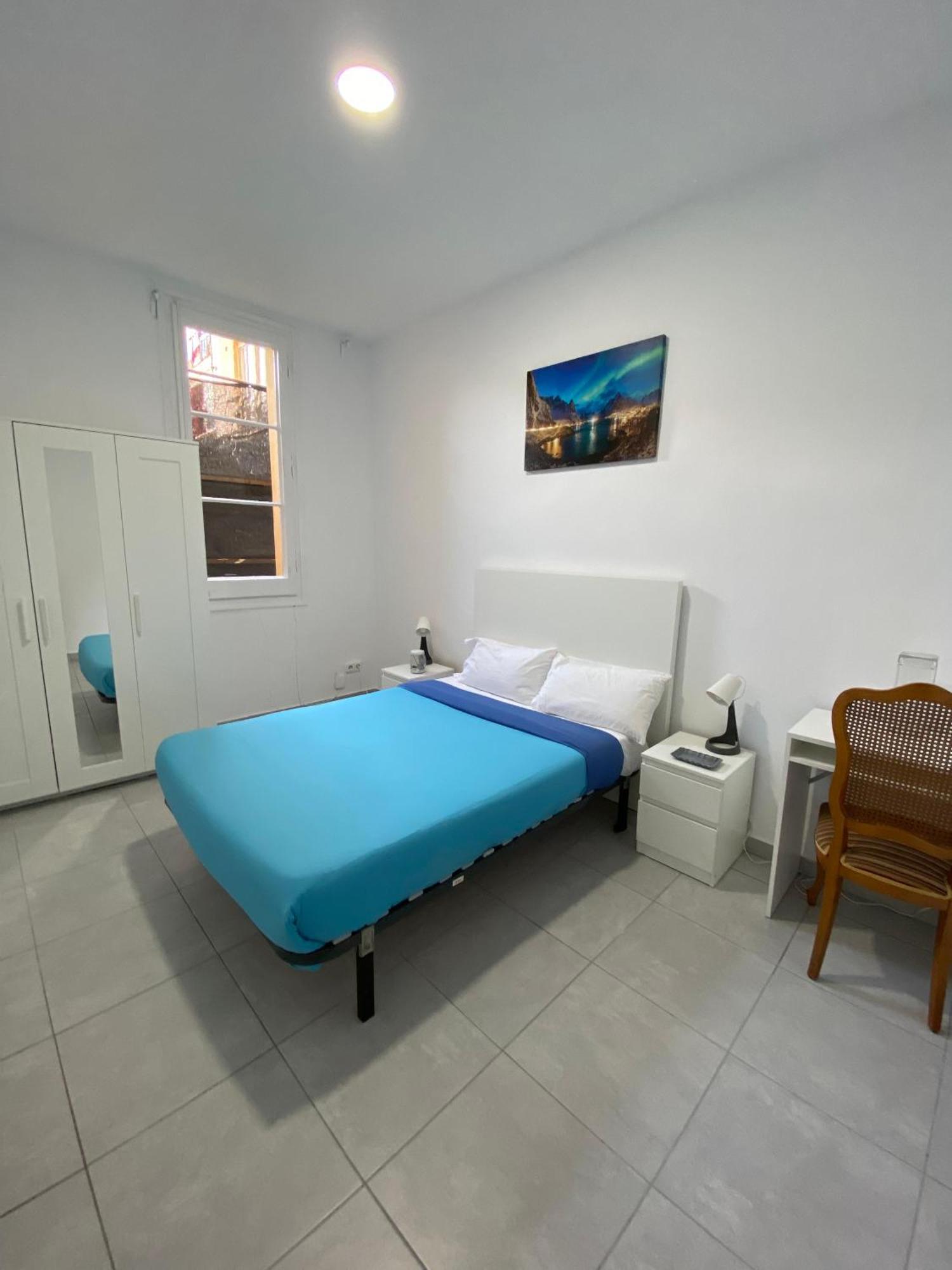 Appartement Habitacion Para Tu Estadia Corta En Bcn à Barcelone Extérieur photo