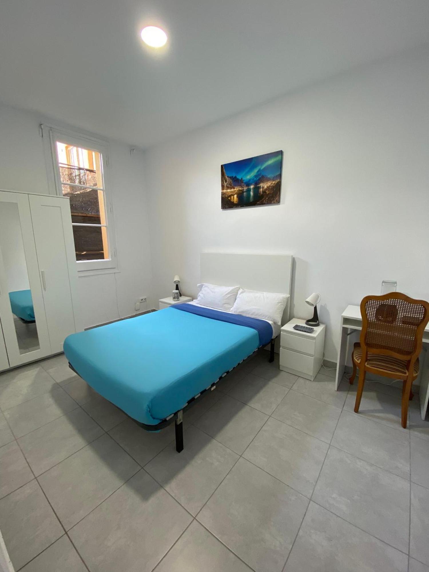 Appartement Habitacion Para Tu Estadia Corta En Bcn à Barcelone Extérieur photo